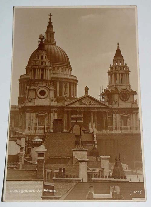 LONDON ST. PAULS - CIRCULEÉ. - St. Paul's Cathedral