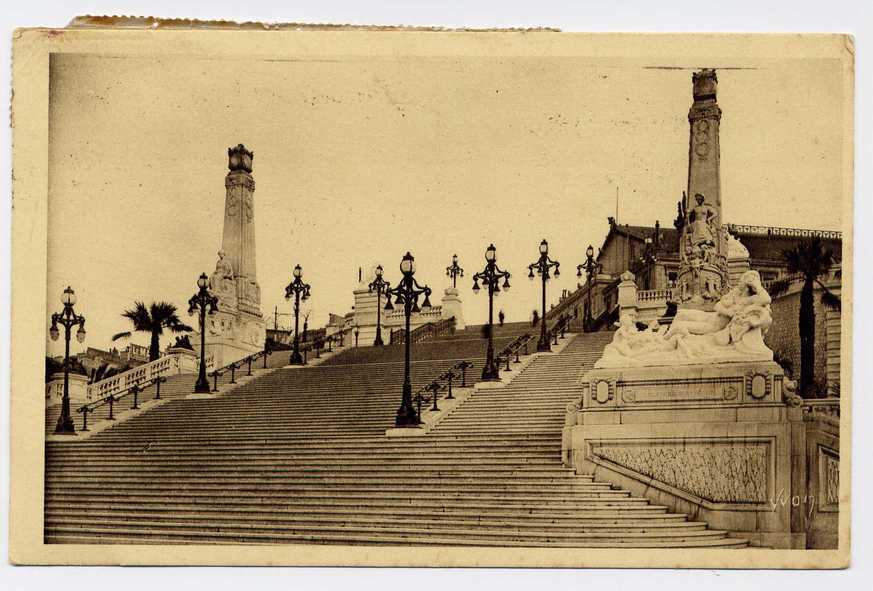 37 - MARSEILLE - L´escalier Monumental (1933) - Bahnhof, Belle De Mai, Plombières