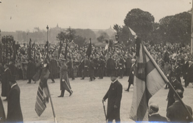 Photo Funérailles Période 1932/1940  Animée ,le Roi De Belgique S.m.albert 1er - Funeral