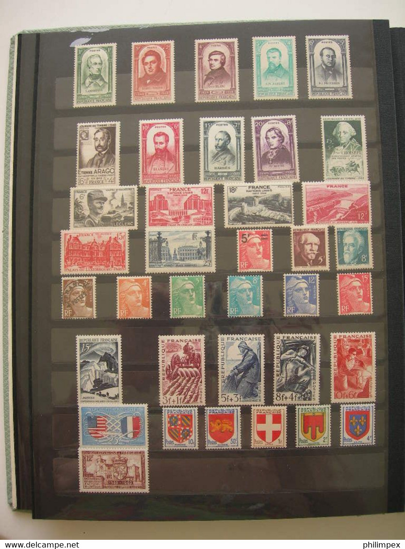 FRANCE - VERY NICE COLLECTION NEVER HINGED IN STOCK BOOK NEVER HINGED **! - Collections