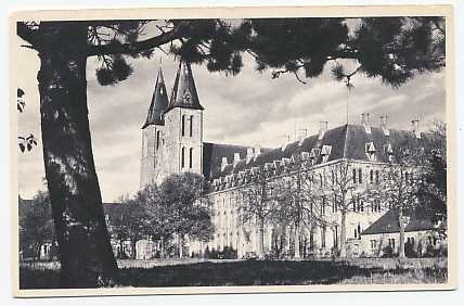 Denée (lez-Maredsous) - Abbaye De Maredsous - Abbaye Et Esplanade - Anhee