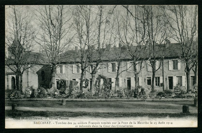 54 - BACCARAT - Tombes Des 94 Soldats Français Tombés Sur Le Front De La Meurthe Le 25 Août 1914..... - Baccarat