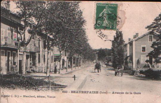 CPA De BEAUREPAIRE - Avenue De La Gare. - Beaurepaire