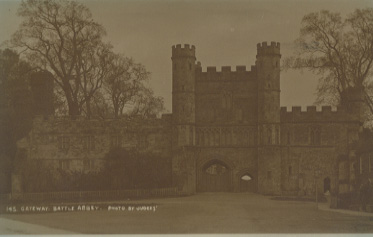 Gateway Battle Abbey Photo By Judges´ , Hastings - Hastings