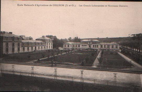 CPA De GRIGNON - Ecole Nationale D'Agriculture. Les Grands Laboratoires Et Nouveaux Dortoirs. - Grignon