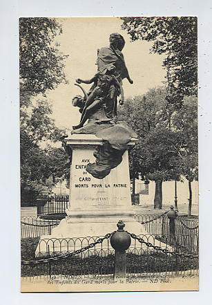 NIMES : Monument élevé à La Mémoire Des Enfants Du Gard Morts Pour La France - Nîmes