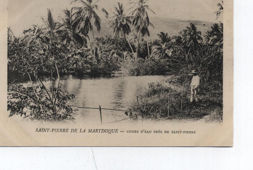 972 - SAINT PIERRE-BONNE ANIMATION -  Cours D'eau Avec Personnage -carte Avant1905 - Fort De France