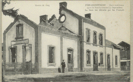 CPA GARE EXTERIEURE APRES LE BOMBARDEMENT - Fère-Champenoise