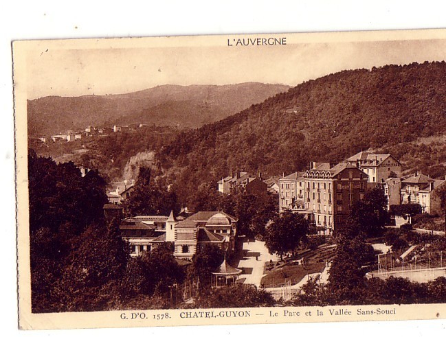 CARTE POSTALE DE CHATEL GUYON PUY DE DOME  AVEC VARIETE  DU TIMBRE PAIRE  IRIS 70CT ANGLE SUPERIEUR DROIT BISAUTE - Nuovi