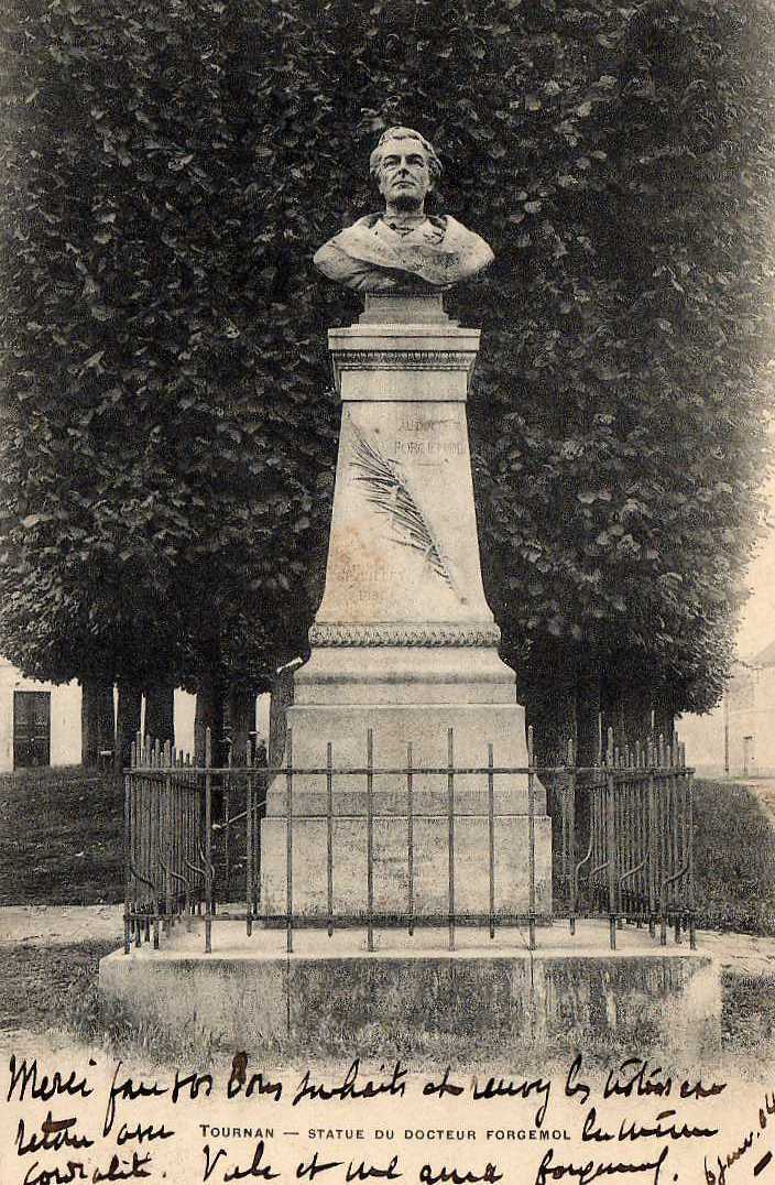 77 TOURNAN Statue Du Docteur Forgemol, Ed ??, 1904, Dos 1900 - Tournan En Brie