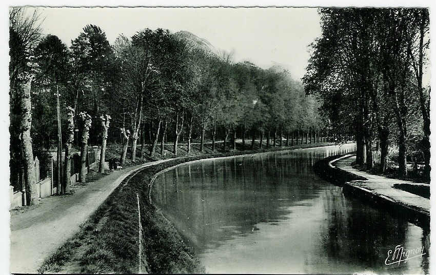 BRIENON - Le Canal De Bourgogne. - Brienon Sur Armancon