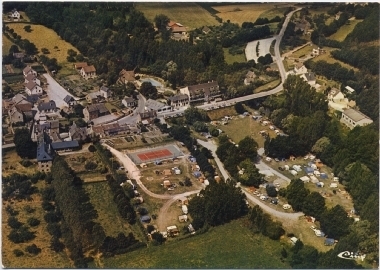 Saint Léonard Des Bois. Vue Générale Aérienne. Le Camping. - Saint Leonard Des Bois