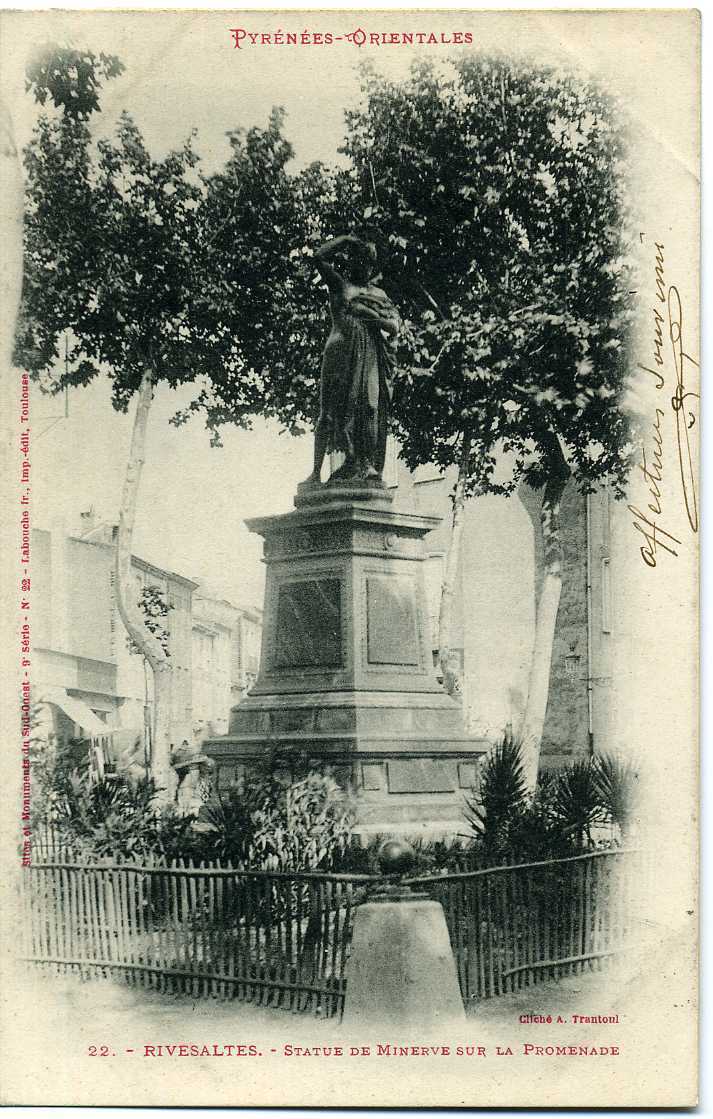 66 CPA RIVESALTES Statue De Minerve Sur La Promenade (Labouche Dos Non Séparé 1903) - Rivesaltes