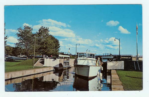 CPM Canada Ottawa Ontario The Rideau Canal And Lock édit National News Bon état Non écrite - Ottawa