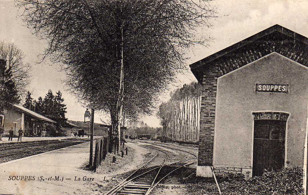 77 SOUPPES SUR LOING Gare, Intérieur, Quais, Animée, Ed LC, 191? - Souppes Sur Loing