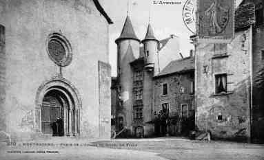 12  ** MONBAZENS - PORTE DE L'EGLISE ET HOTEL DE VILLE - Montbazens