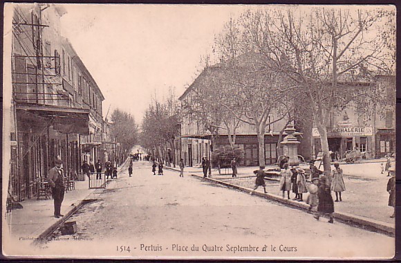 VAUCLUSE - Pertuis - Place Du 4 Septembre Et Cours - Pertuis