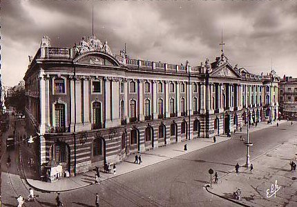 CP Toulouse (haute-Garonne) Façade Du Capitol Hôtel De Ville, éd. Labouche, Carte Neuve - Toulouse