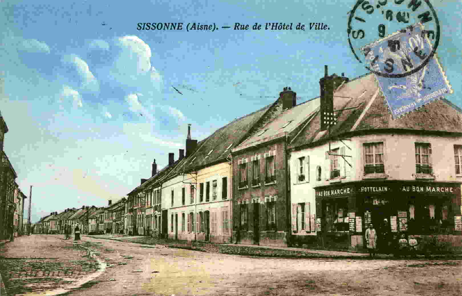 SISSONNE - Rue De L'Hôtel De Ville - Sissonne