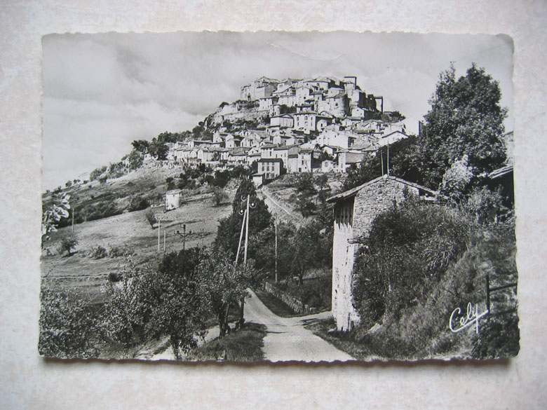 Cordes : Vue Générale. Tours, Remparts, Chemins De Ronde, XIIIe Siécle - Cordes