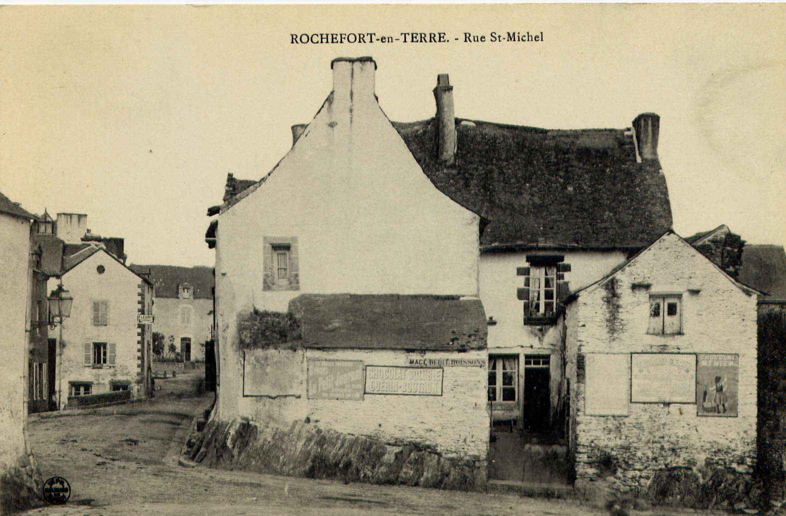 ROCHEFORT-en-TERRE - Rue Saint-Michel - Rochefort En Terre