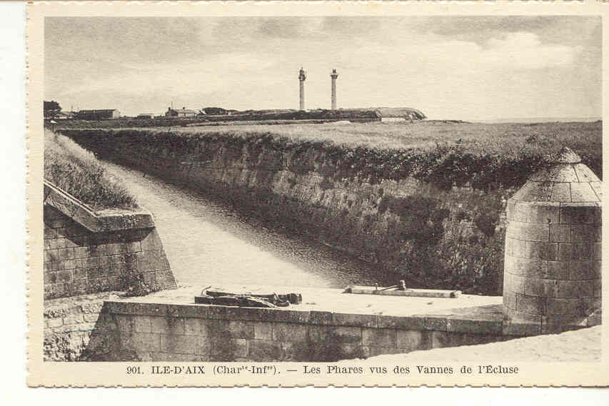 599 Ile D'Aix, Les Phares Vue Des Vannes De L'Ecluse, Dupont N° 901 - Pont-l'Abbé-d'Arnoult