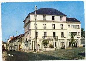 Magny En - VEXIN - L'Hôpital Et La Rue Carnot - Magny En Vexin