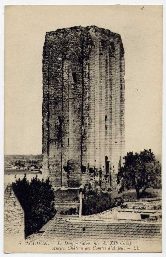 Réf 105  - LOUDUN - Le Donjon - Ancien Château Des Comtes D´Anjou (1918) - Loudun