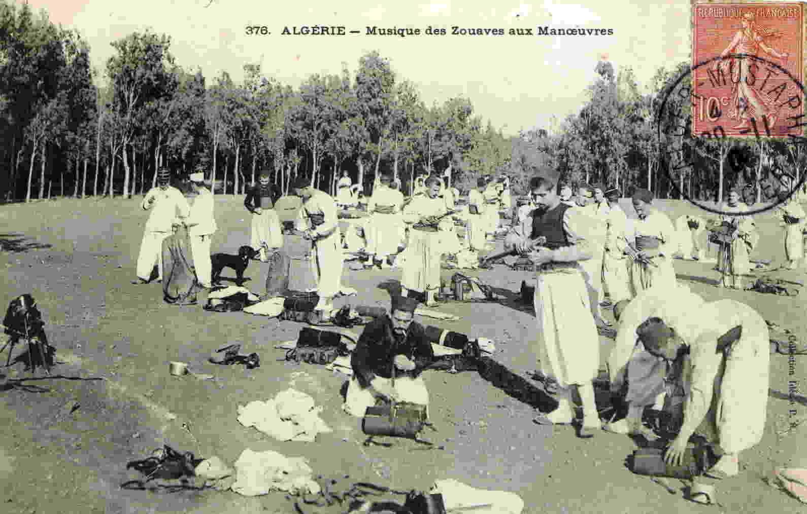 ALGERIE - Musique Des Zouaves Aux Manoeuvres - Hommes