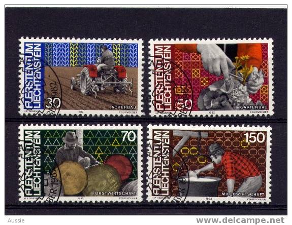 Liechtenstein 1982 YvertN° 743-46 (°) Oblitéré Used Métiers Beroepen Cote 5 Euro - Gebraucht