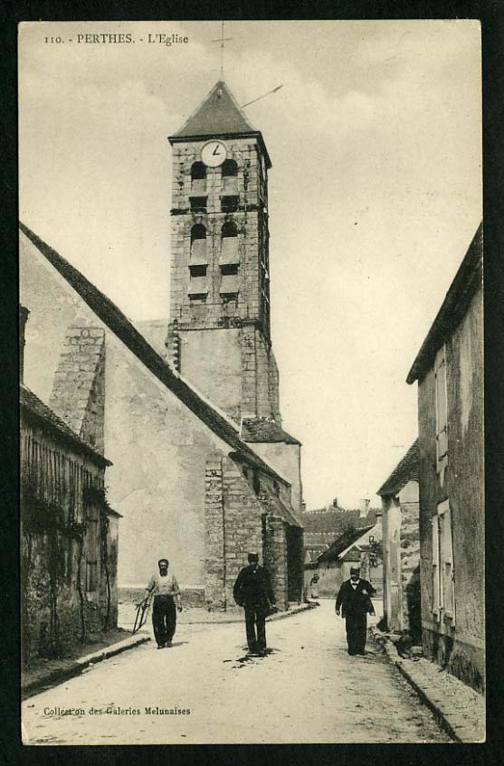 77 - PERTHES - L'Église - Perthes