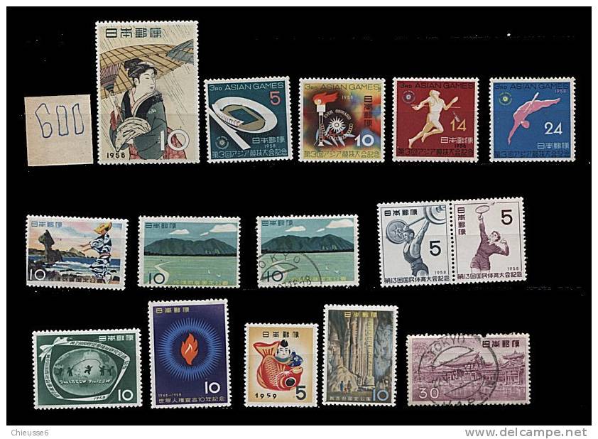 Japon - + de 700 timbres lot 113