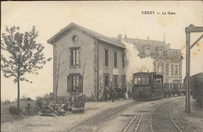 Verzy La Gare , Animée Beau Plan , Chemin De Fer , Train  Belle Carte - Verzy