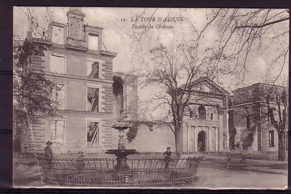 VAUCLUSE - La Tour D'Aigues - Facade Du Chateau - La Tour D'Aigues