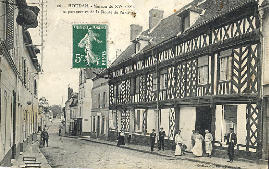 78 - YVELINES - HOUDAN - MAISON Du XV Siècle - RUE De PARIS - SUPERBE CARTE ANIMEE - Houdan