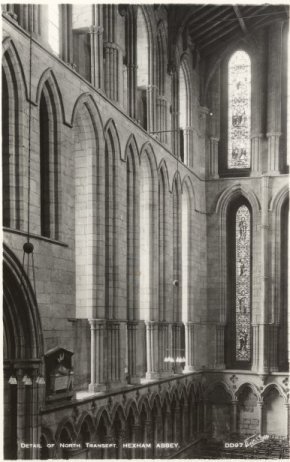 Hexham Abbey - Detail Of North Transept - Autres & Non Classés