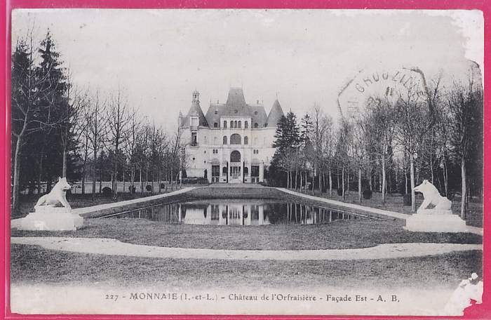 37-017 - MONNAIE - Indre & Loire - Château De L'Ofraisière  Façade Est - Monnaie