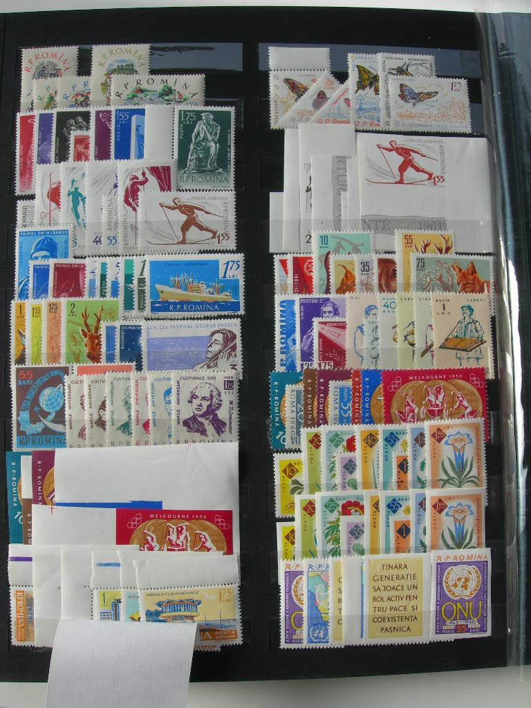 BULGARIA & ROMANIA STOCK BOOK WITH NEVER HINGED	COLLECTIONS! - Lots & Kiloware (min. 1000 Stück)