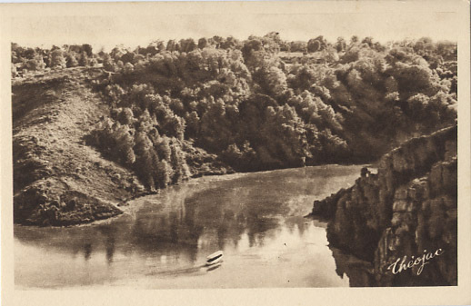 23 - CREUSE - LAC D'EGUZON - ARRIVEE De La VEDETTE à CROZANT - THEOJAC - Crozant