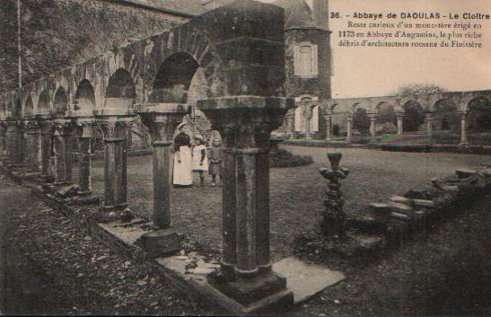 CPA De L'abbaye De DAOULAS - Le Cloître. - Daoulas