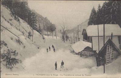 Bussang Sous La Neige La Frontière En Sortant Du Tunnel  Douane Animée édit Humbert - Bussang