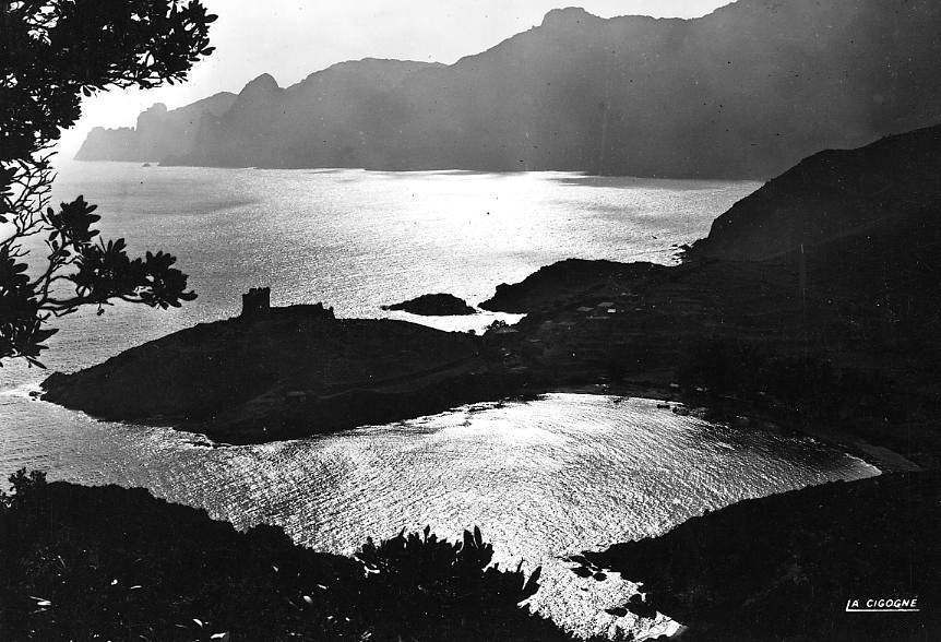 Corse Golfe De Girolata Au Soleil Couchant - Corte