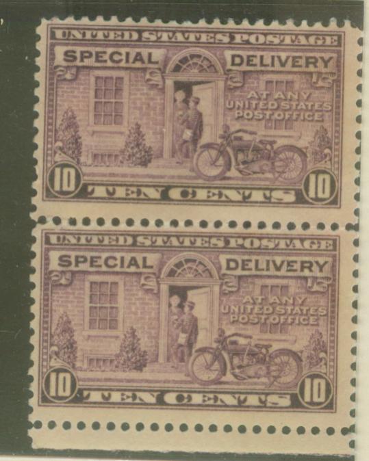 USA ---- SPECIAL DELIVERY---PAIR - Unused Stamps