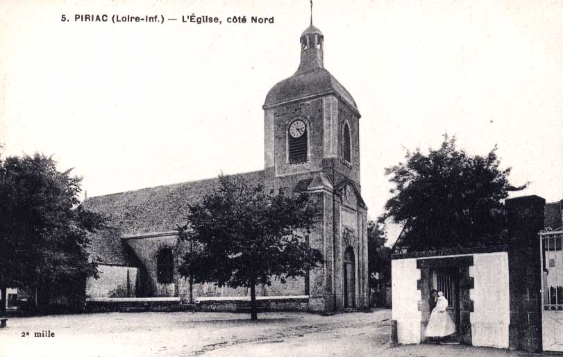 Cpa Piriac Sur Mer (44, Loire Atlantique) L´Eglise , Côté Nord , Animée - Piriac Sur Mer