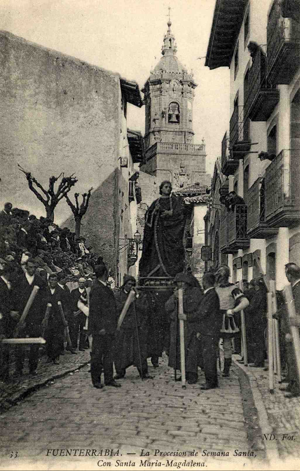 FUENTERRABIA  La Procesion Semana Santa, Con Santa Maria-Magdalena - Autres & Non Classés