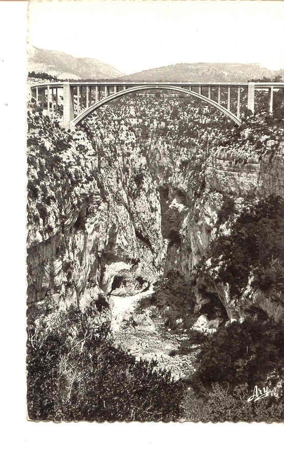 1573 Les Gorges Pittoresques Du Verdon Pont Sur L'Artuby N°9 Tardy Ary - Provence-Alpes-Côte D'Azur