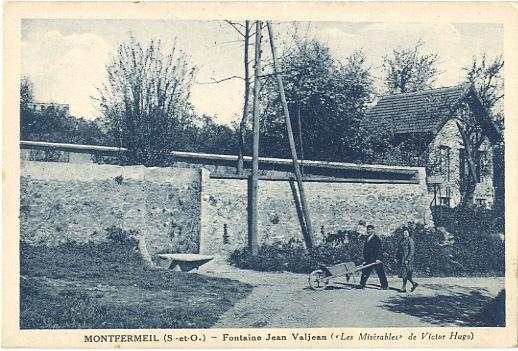 93 - SEINE ST DENIS - MONTFERMEIL - FONTAINE JEAN VALJEAN - BROUETTE - TRES BEAU PLAN ANIME - Montfermeil