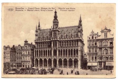 Bruxelles - La Grand Place - La Maison Du Roi Et Le Marché Aux Fleurs. - Markten