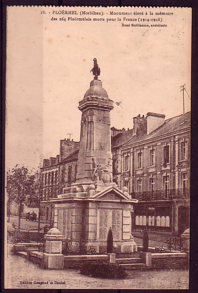 MORBIHAN - Ploermel - Monument Elevé à La Memoire Des Soldats - Ploemeur