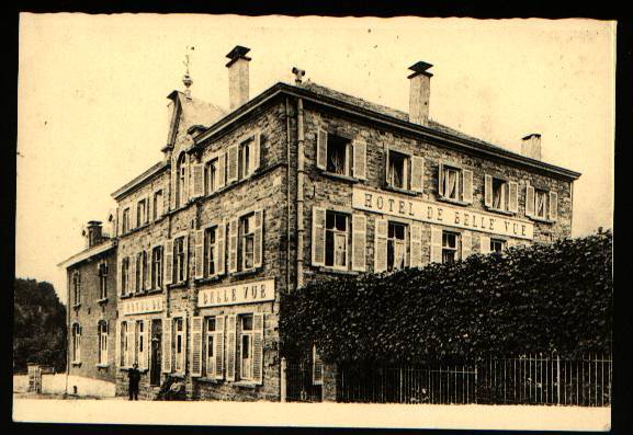 1121 - Vielsalm  L´hôtel  Belle  Vue  " Carte Photo " - Vielsalm